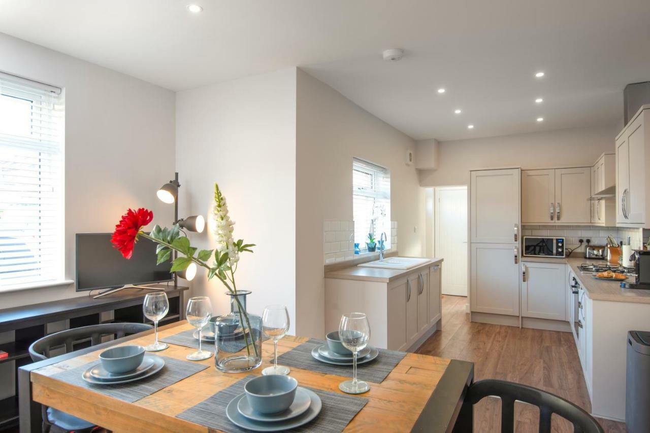 Morley Cottage - Modern 3 Bedroom, 2 Bathroom House With Garden In Southsea, Portsmouth Buitenkant foto